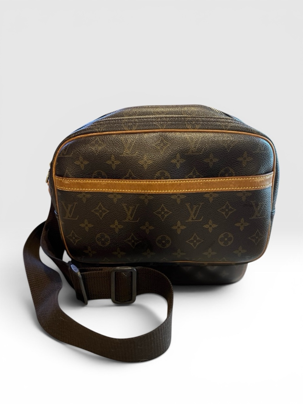 Louis Vuitton Vintage Reporter PM Crossbody Bag | Monogram | Made in France
